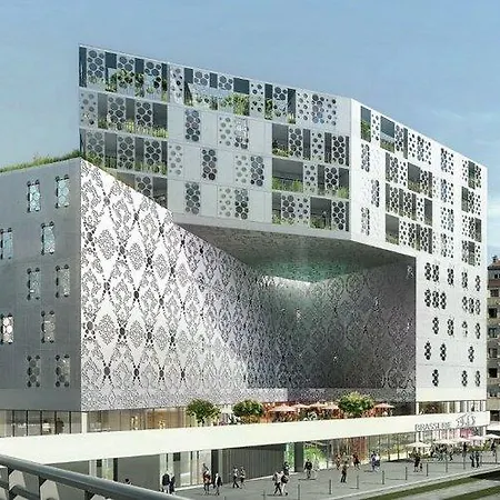 Campanile Centre St Roch Hotell 3*
