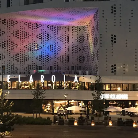 Отель Campanile Centre St Roch 3*