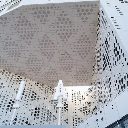 Hotel Campanile Prime - Centre St Roch 3*