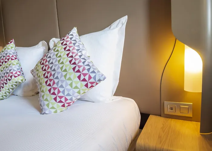 Campanile Centre St Roch 3*