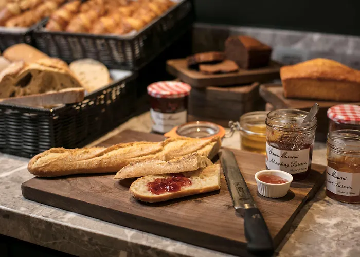 Campanile Centre St Roch