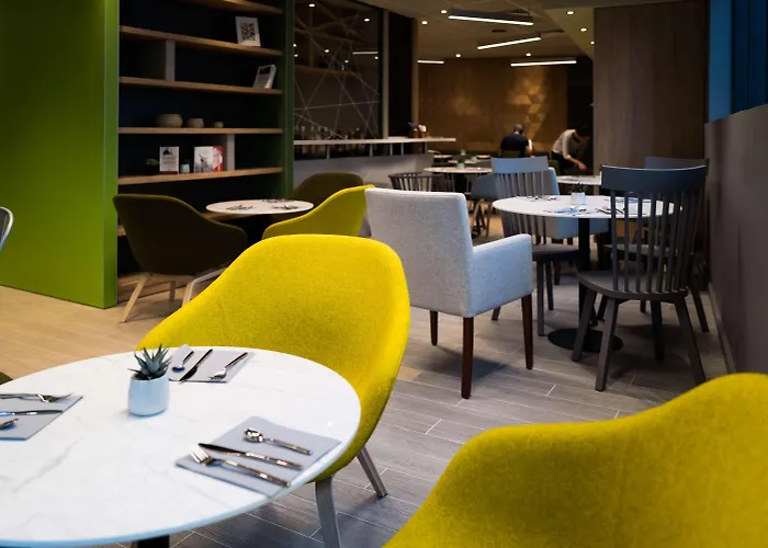 Campanile Centre St Roch 3*