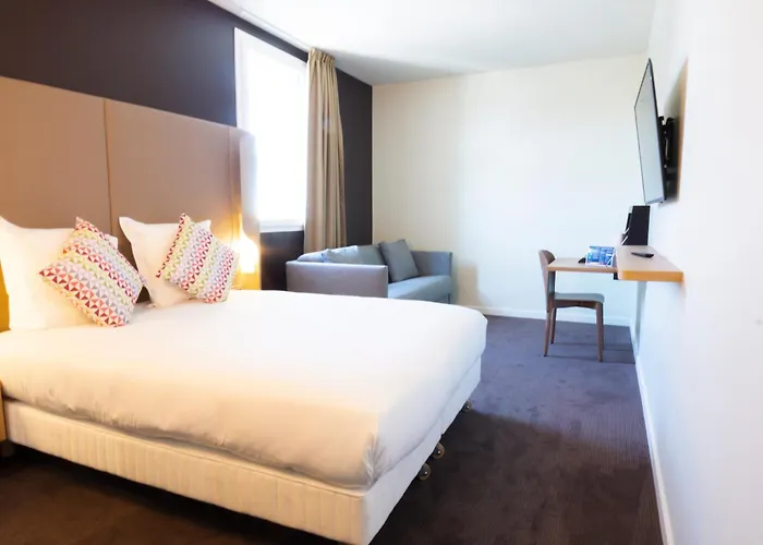 Campanile Centre St Roch Hotel 3*