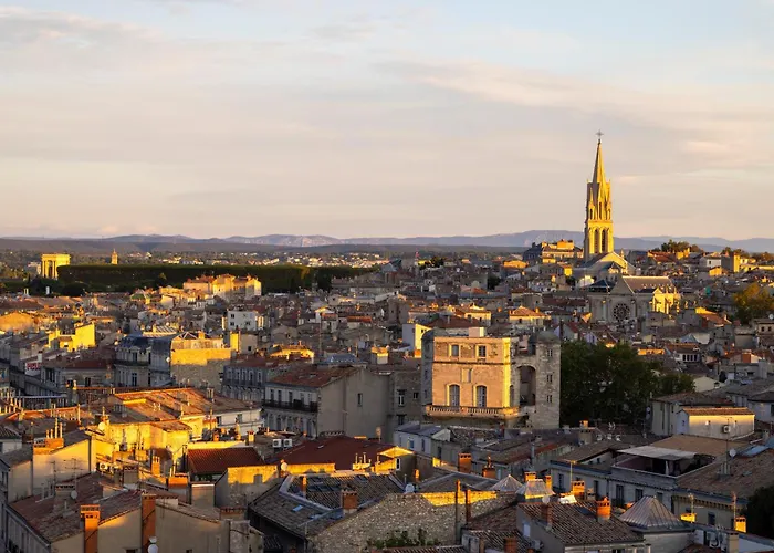 Hotel Campanile Centre St Roch 3*