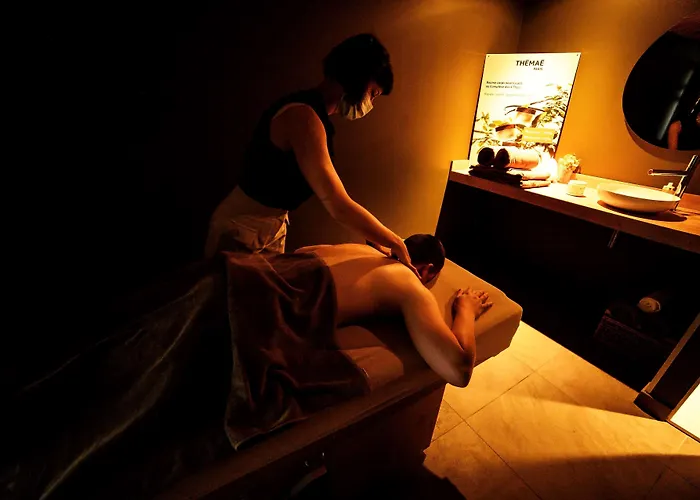 Hotel Campanile Centre St Roch