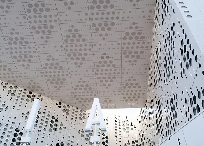 Campanile Centre St Roch Montpellier