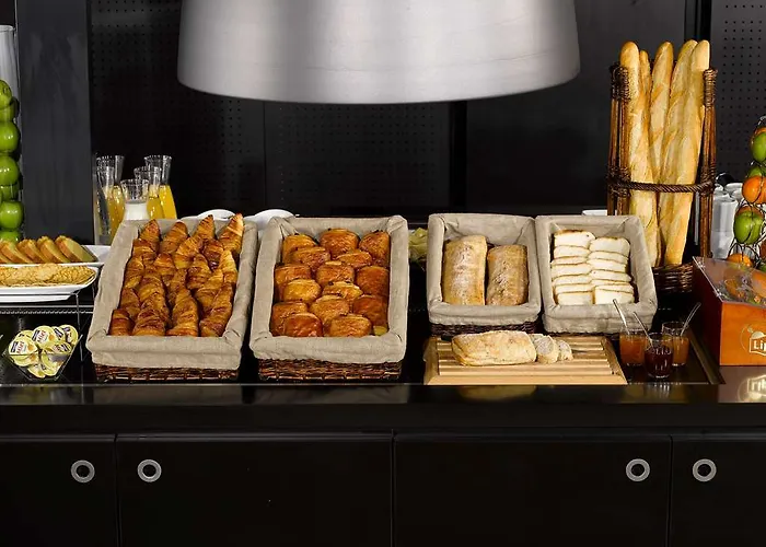 Campanile Centre St Roch Hotel