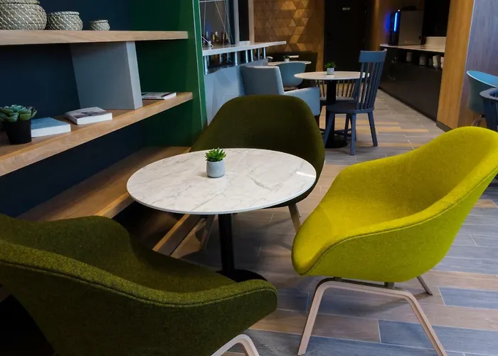 Hotel Campanile Centre St Roch 3*